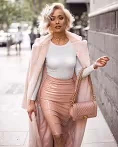 which colors go with pink