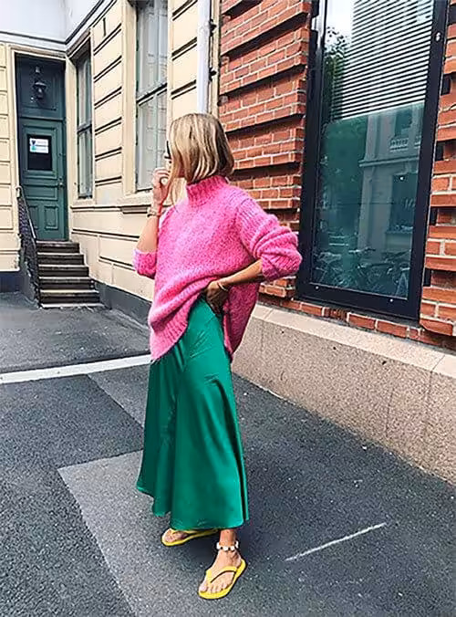 which colors go with pink