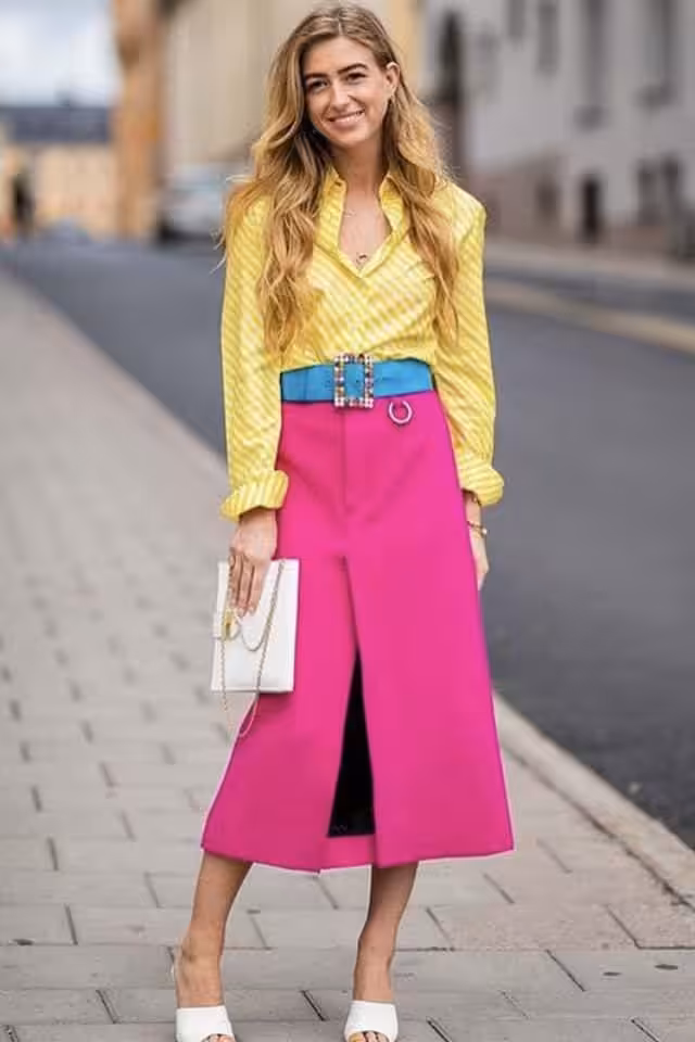 which colors go with pink