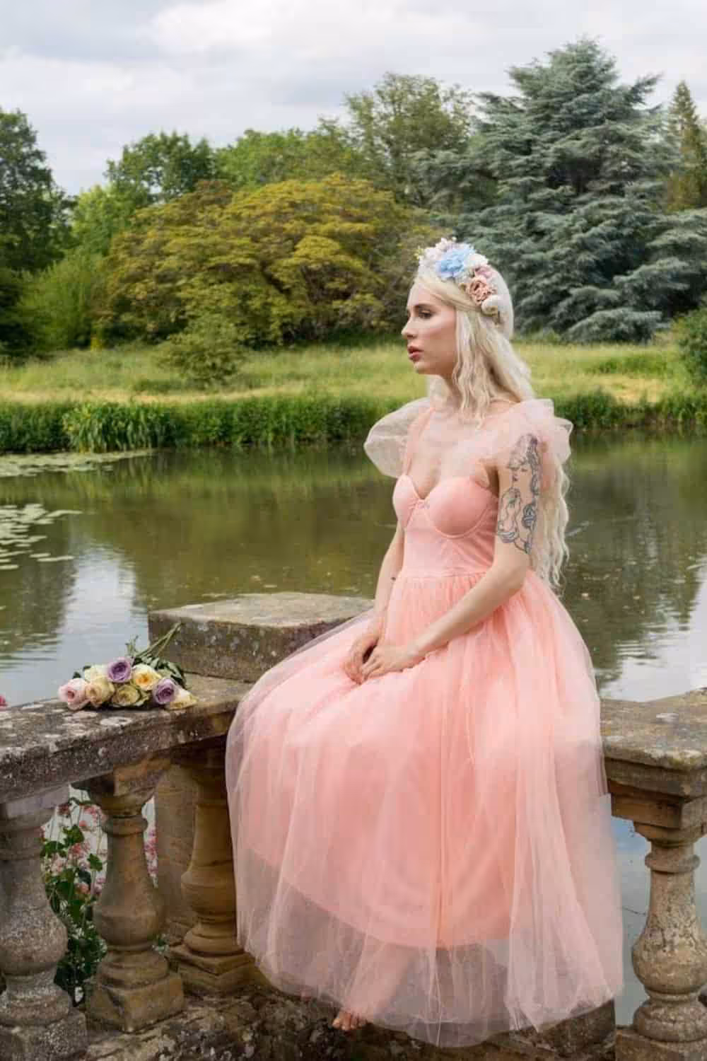 colors that go with peach