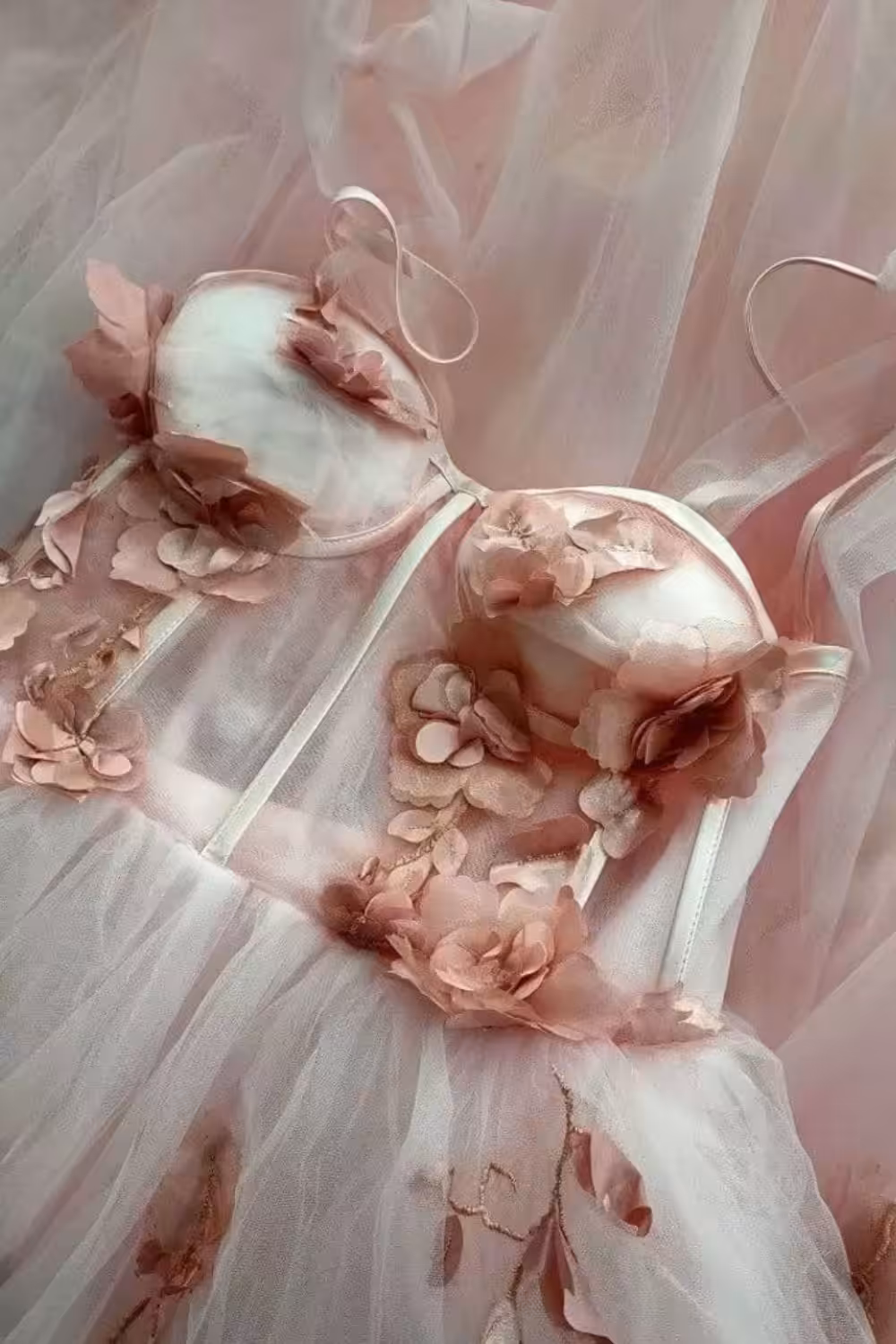 colors that go with peach