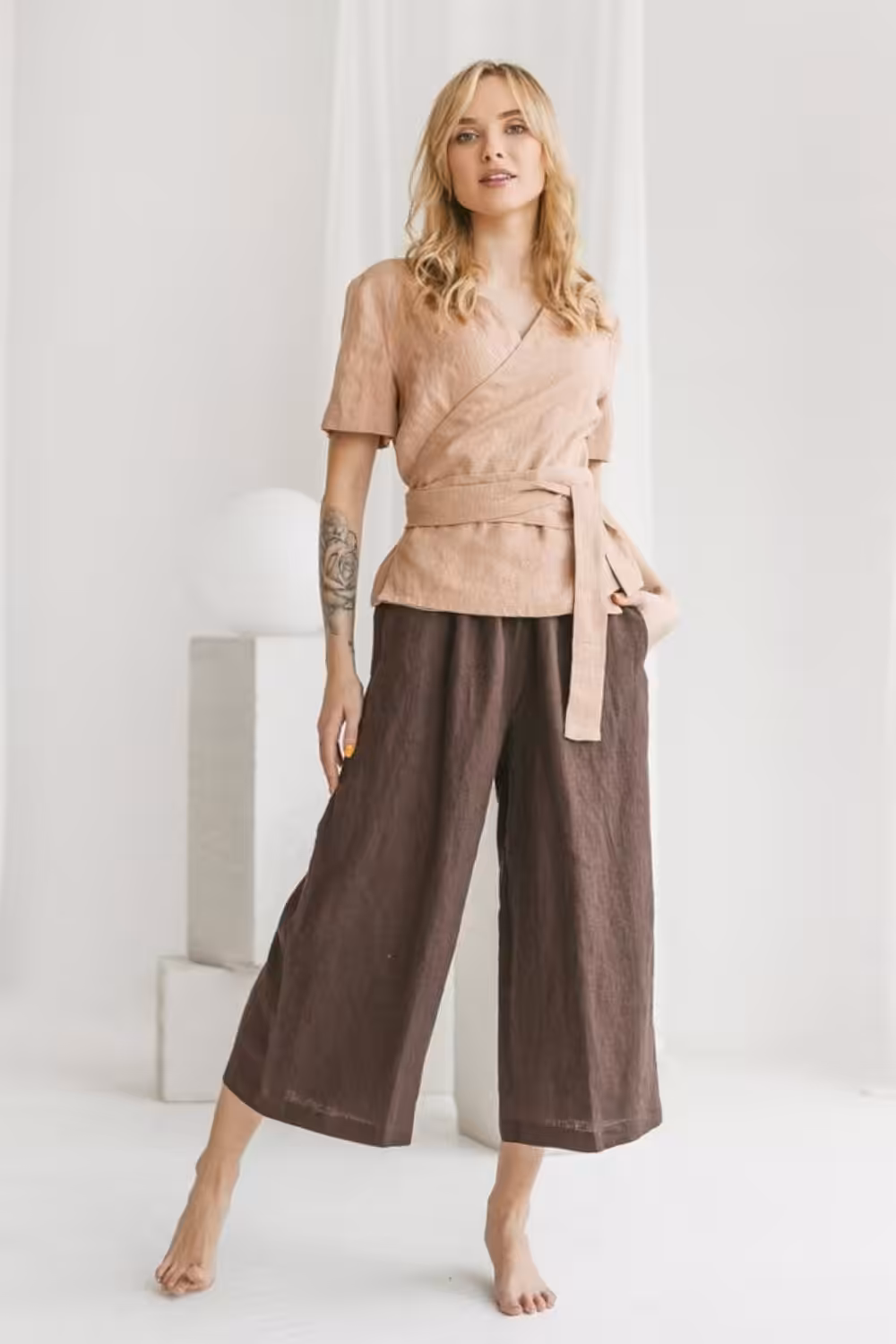 colors that go with peach