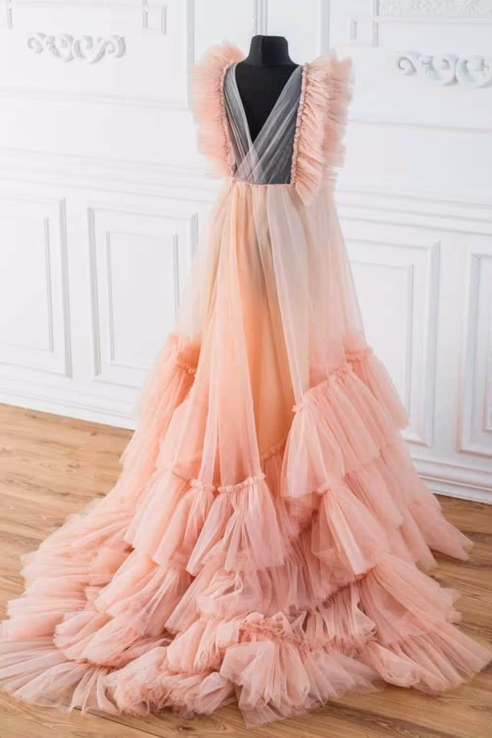 colors that go with peach