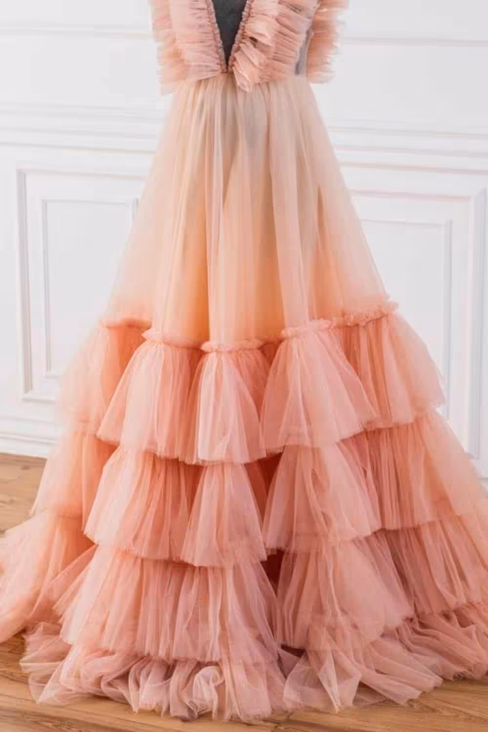colors that go with peach