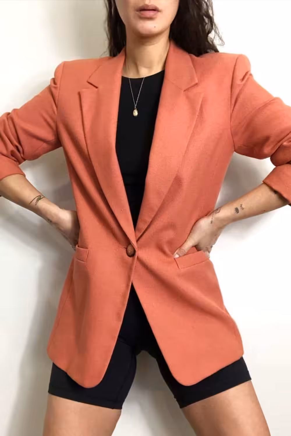 colors that go with peach
