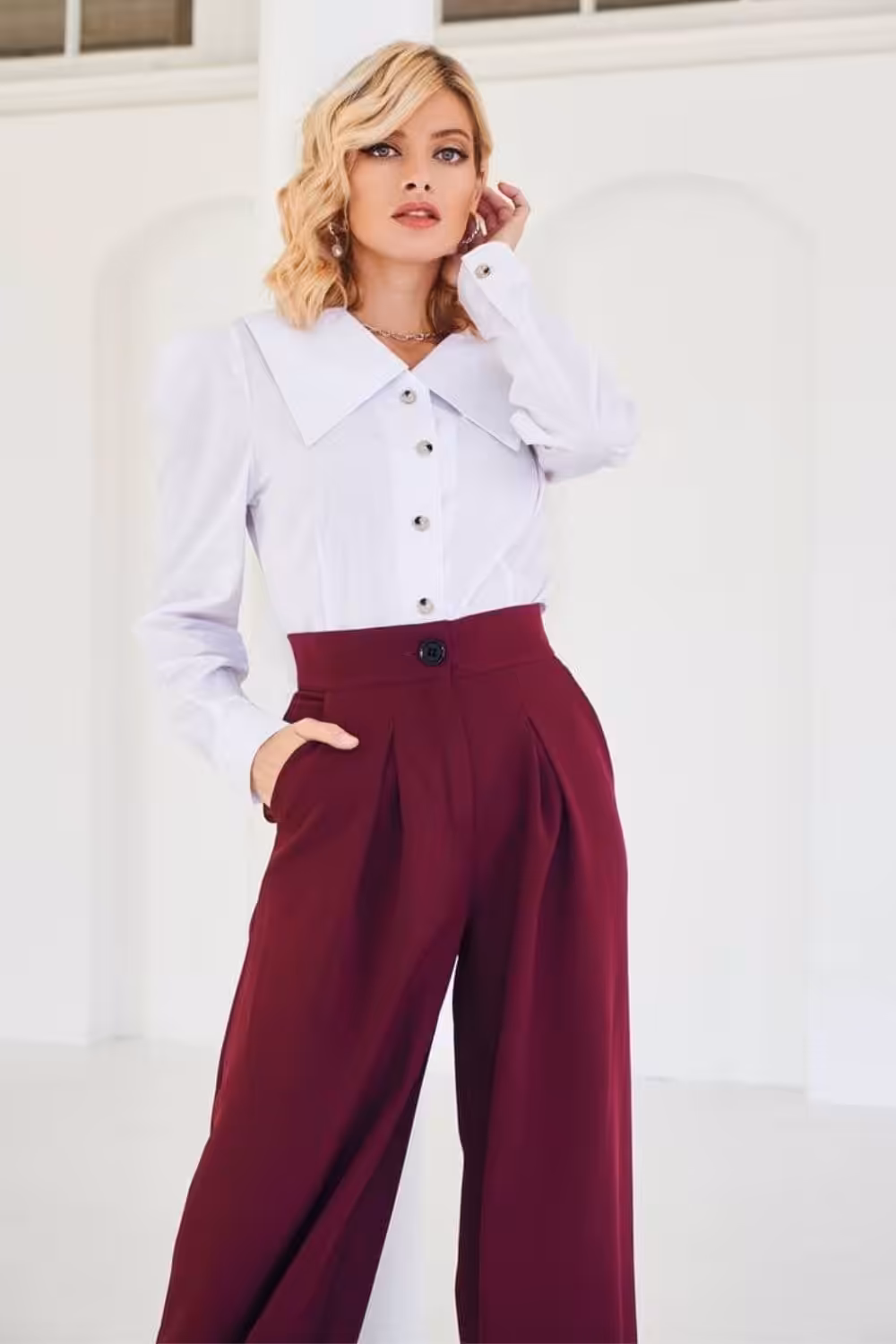 which colors go with burgundy