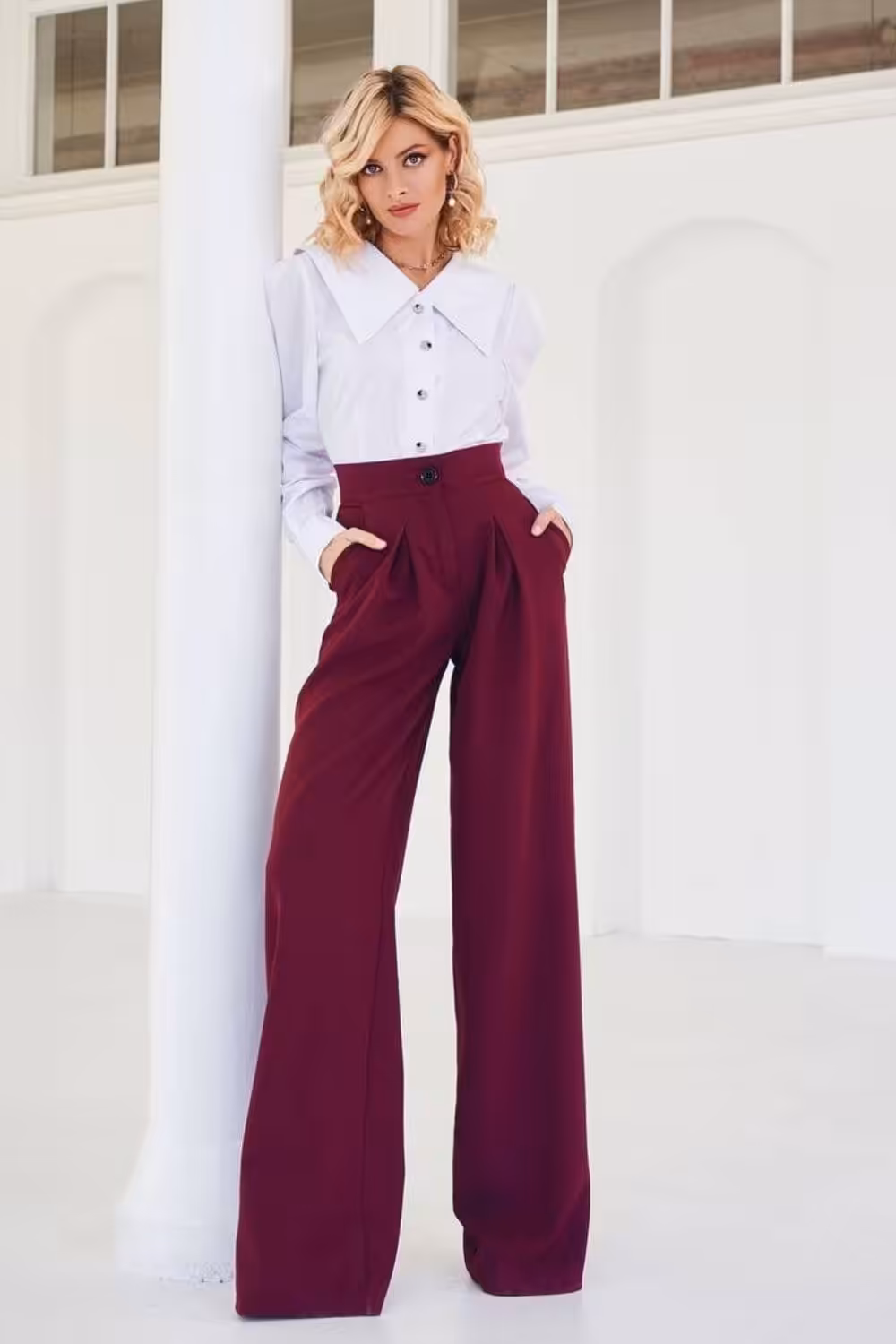 which colors go with burgundy