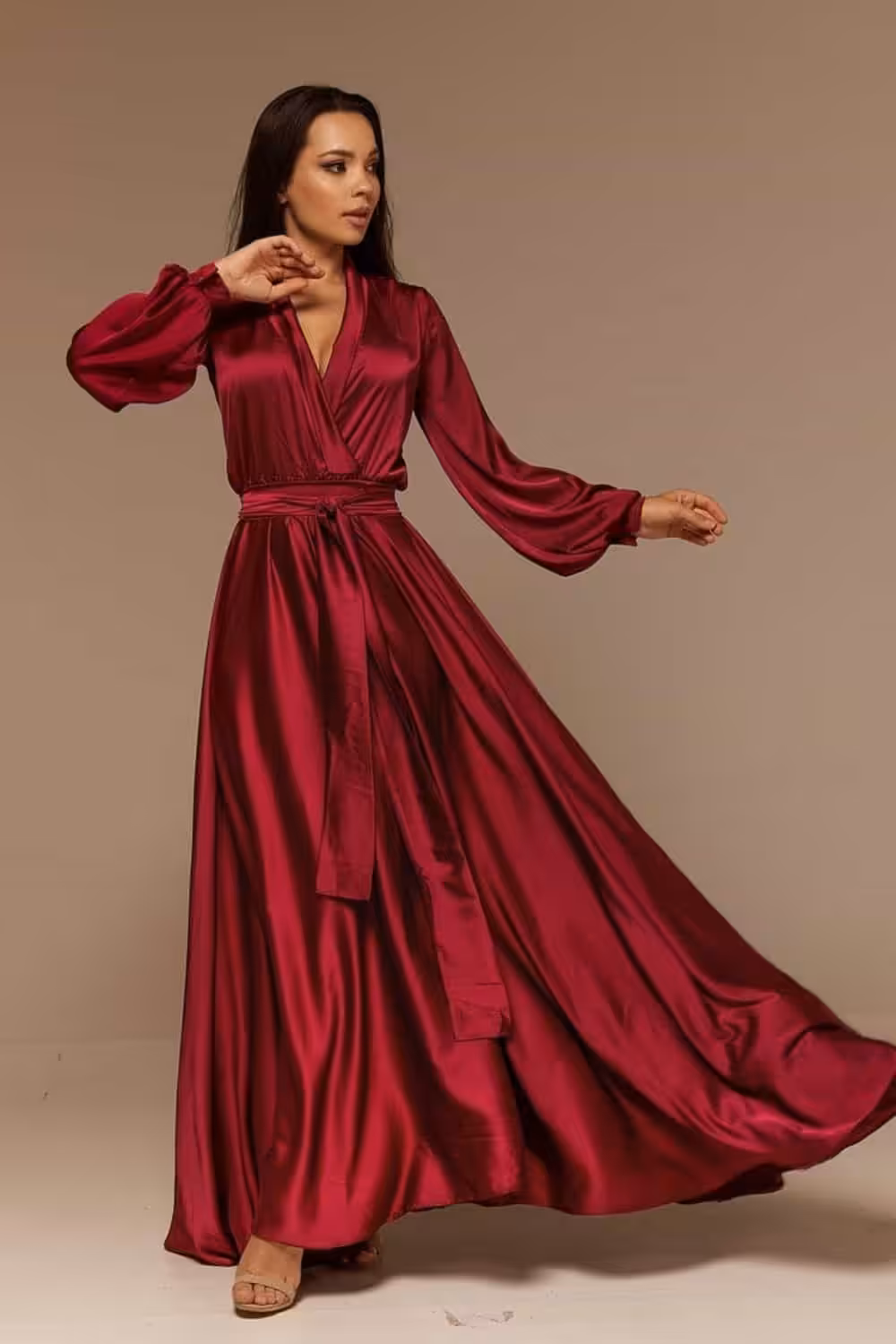 which colors go with burgundy