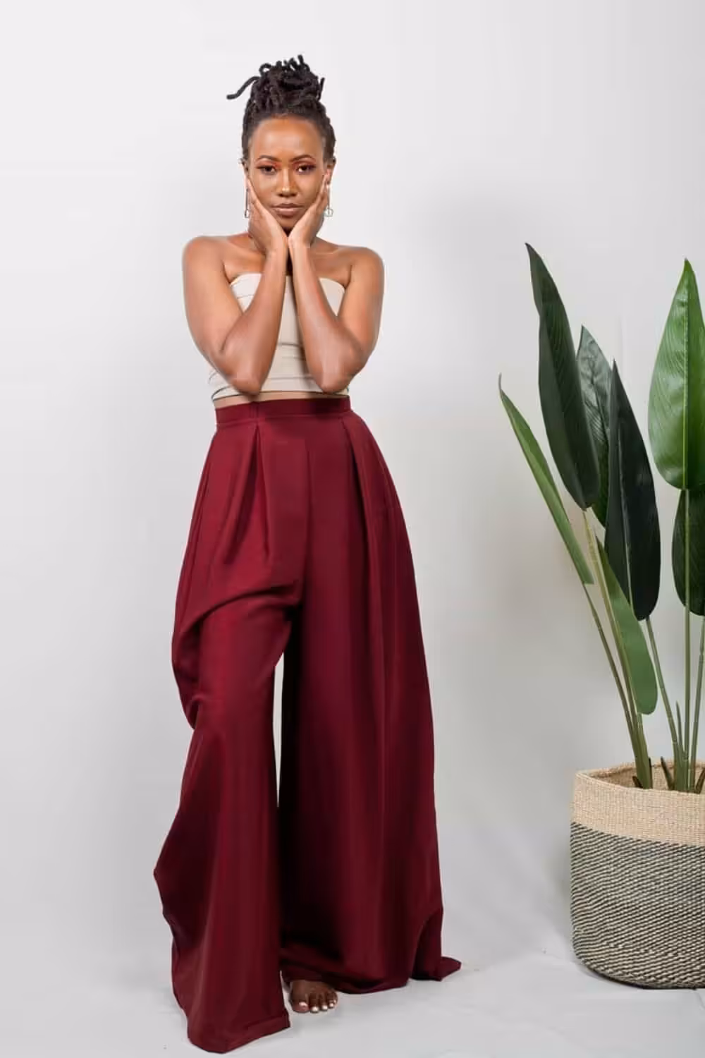which colors go with burgundy