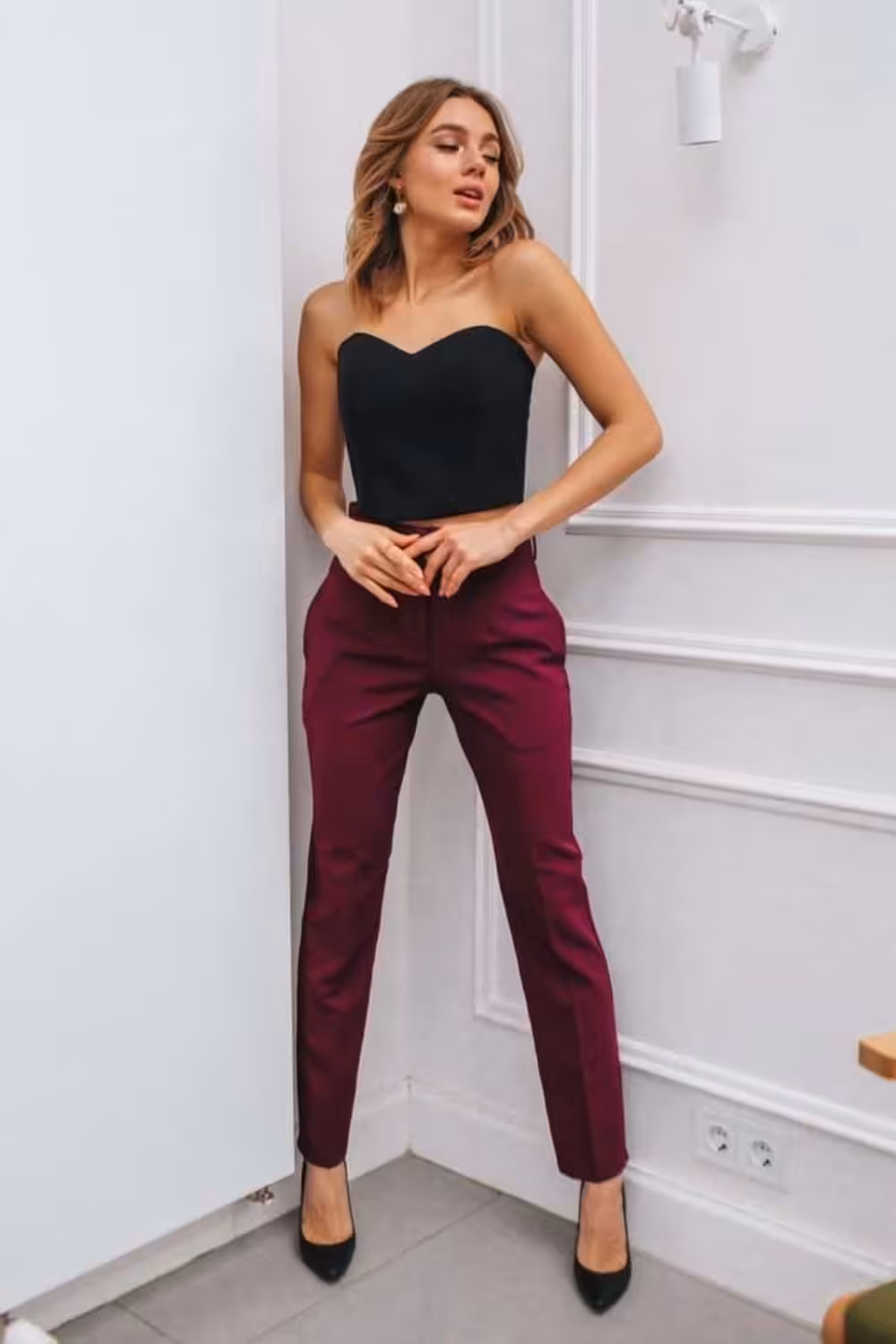 which colors go with burgundy