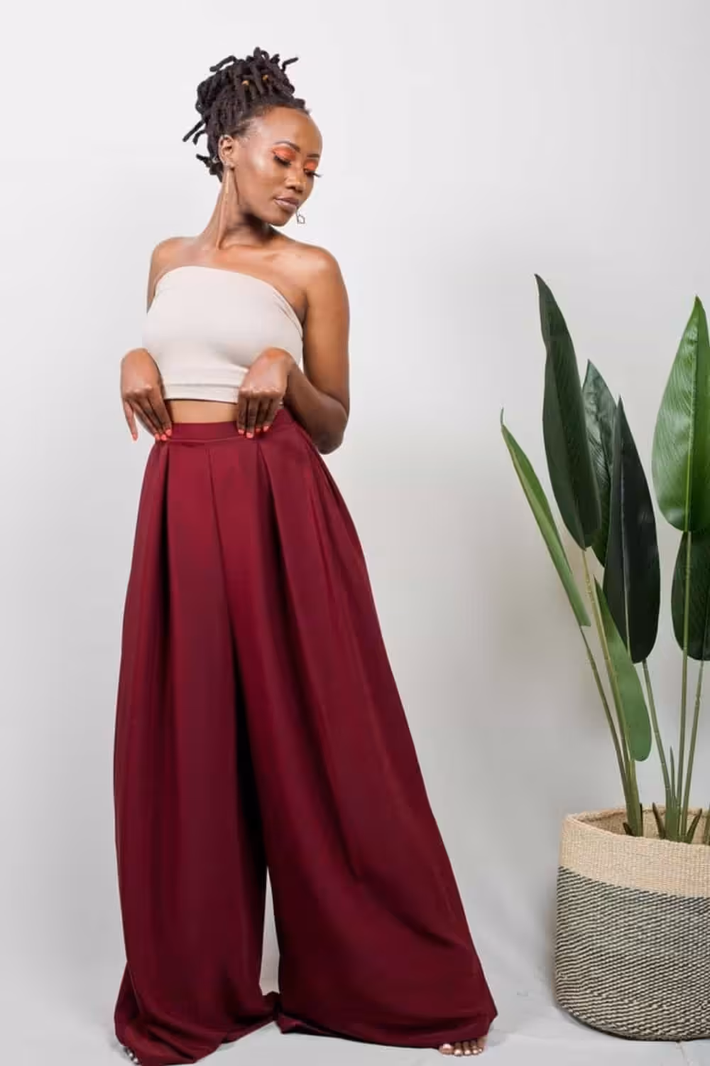 which colors go with burgundy