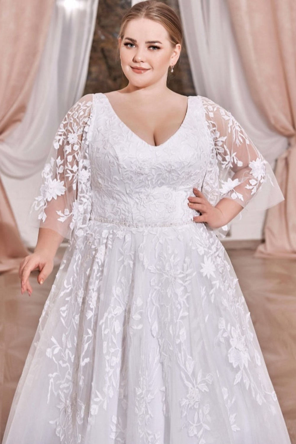Flattering Wedding Dress For Plus Size