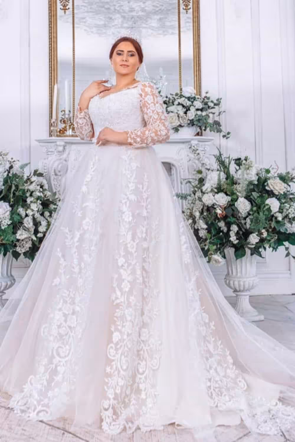 Flattering Wedding Dress For Plus Size