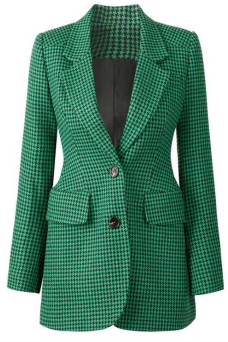 Color That Go With Emerald Green In Clothes, Wardrobe, Style
