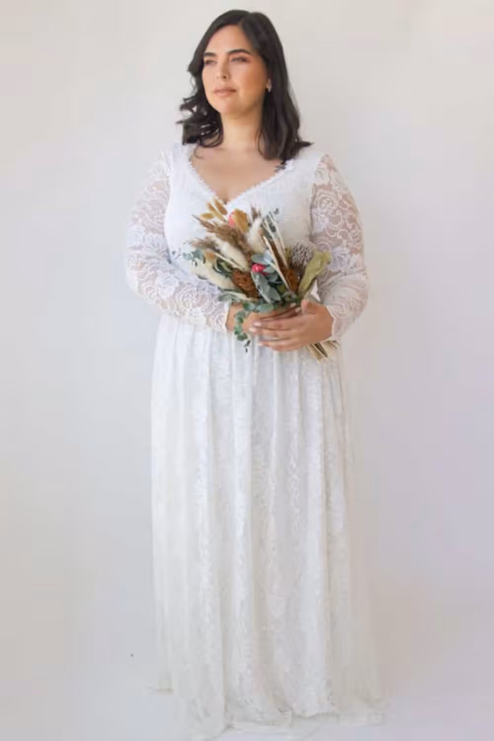 Flattering Wedding Dress For Plus Size